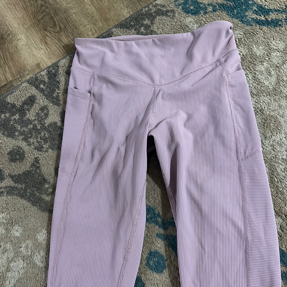 Ribbed leggings with pockets